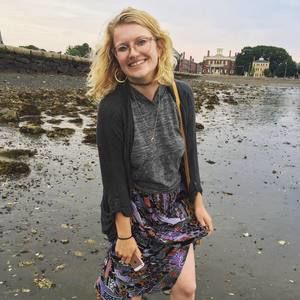 Meet your Posher, Whitney